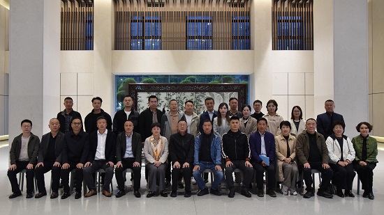 民建活动照3.jpg