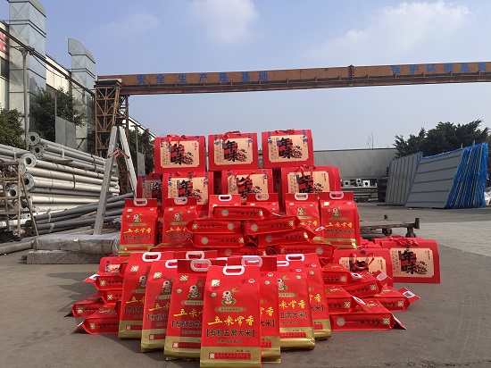 情暖耀霖，新春福至